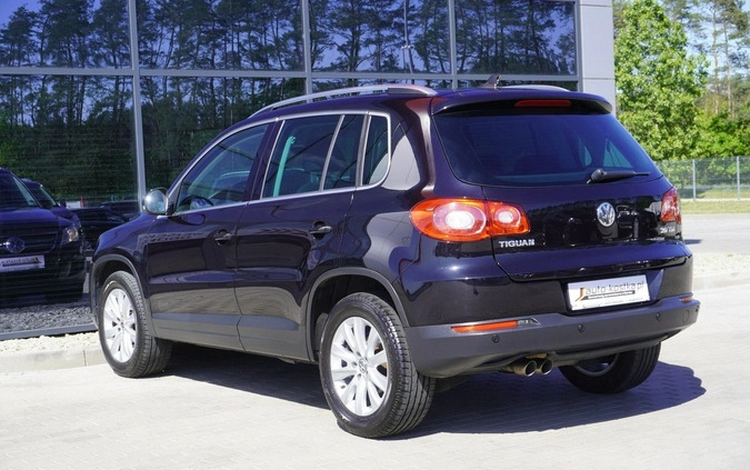 Volkswagen Tiguan cena 38999 przebieg: 206600, rok produkcji 2009 z Węgrów małe 379